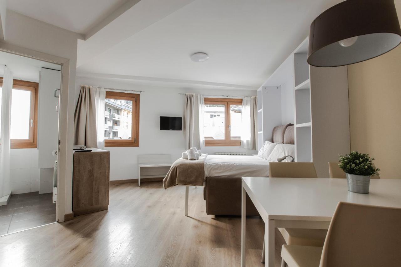 Outdoor Apartaments - Basecamp Andorra la Vella Eksteriør billede